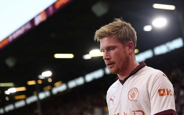 Nghệ thuật kiến tạo xé toang hàng thủ của De Bruyne