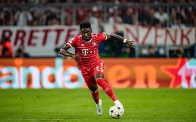 Hậu vệ biên dâng cao (Wing-Backs): Khai thác hành lang cánh với 3 trung vệ