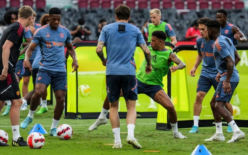 Các Huấn Luyện Viên Nổi Tiếng Sử Dụng Park The Bus