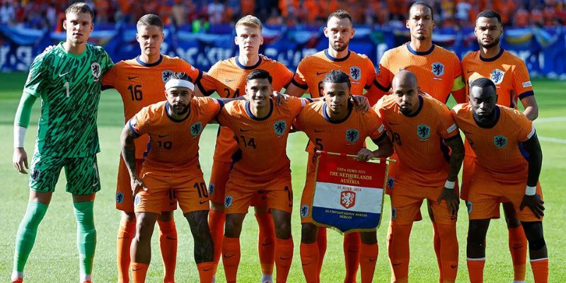 10 đội tuyển quốc gia thành công