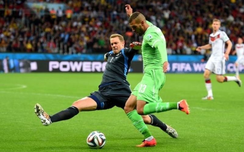 Thủ môn quét (Sweeper Keeper) Vệ sĩ thầm lặng của hàng thủ hiện đại