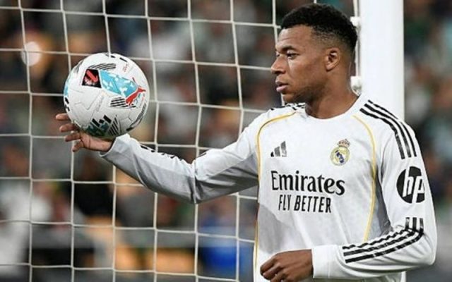Khám phá tầm ảnh hưởng chiến thuật và khả năng kiến thiết lối chơi của Mbappe