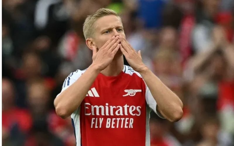 Oleksandr Zinchenko mang tư duy chiến thuật độc đáo vào Arsenal