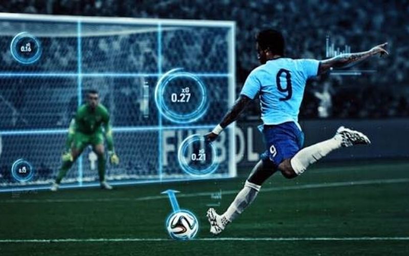 Vai trò cốt lõi của các tiền vệ kiến thiết và nhạc trưởng tuyến giữa